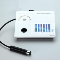 em25